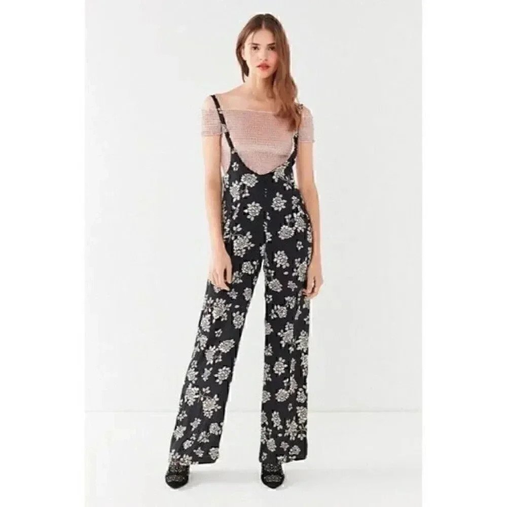 NWT FlynnSkye Easy Rider Jumper Floral Print Scoop Neck Blue Jumpsuit Size Smal 